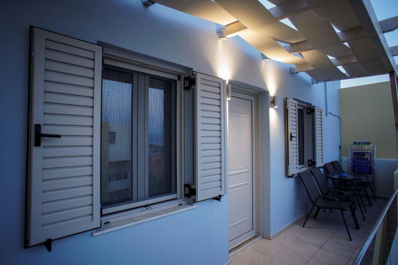 Sandika Apartments خيرسونِسوس المظهر الخارجي الصورة
